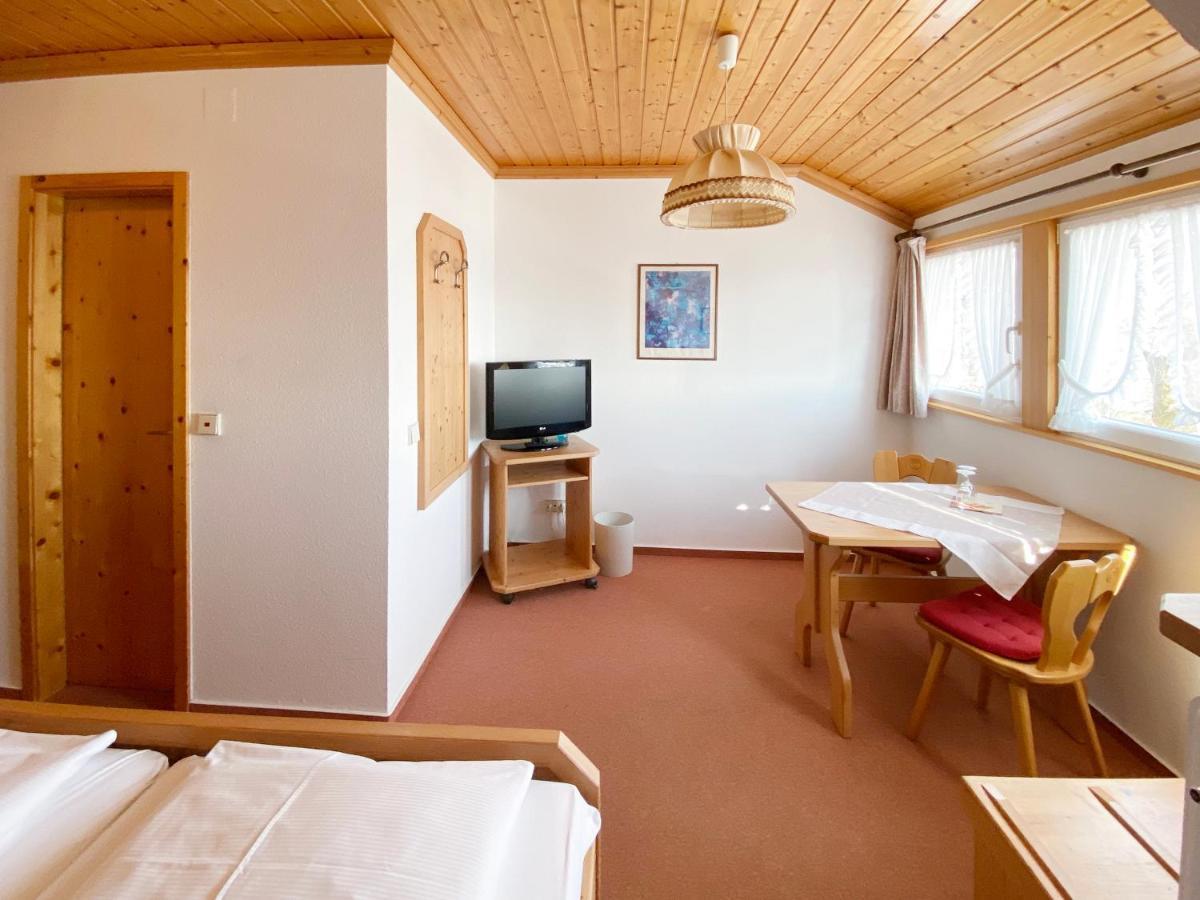 Landgasthof Roessle Uhlingen-Birkendorf Εξωτερικό φωτογραφία